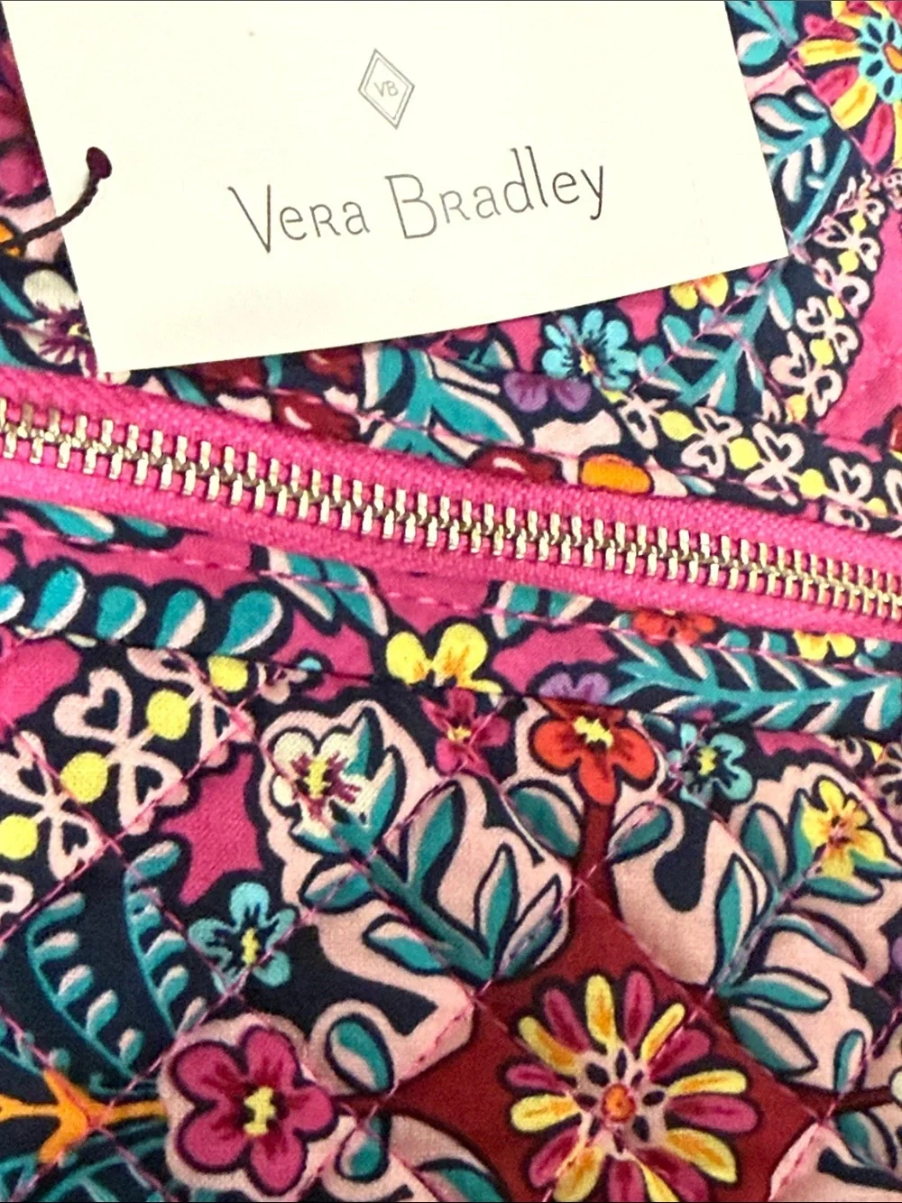 WOW POSHMARK - Authentic Vera Bradley NWT Iconic Large On The Go Crossbody!